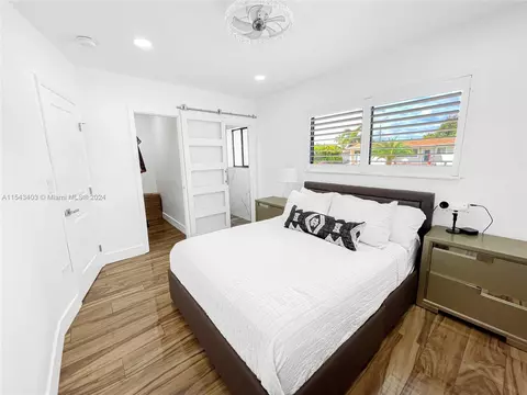 Bedroom - 494 W 41st Pl, Hialeah, FL 33012 photo 4 of 6