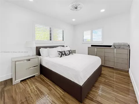 Bedroom - 494 W 41st Pl, Hialeah, FL 33012 photo 3 of 6