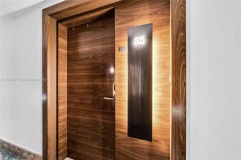 6801 Collins Ave #818, Miami Beach, FL 33141