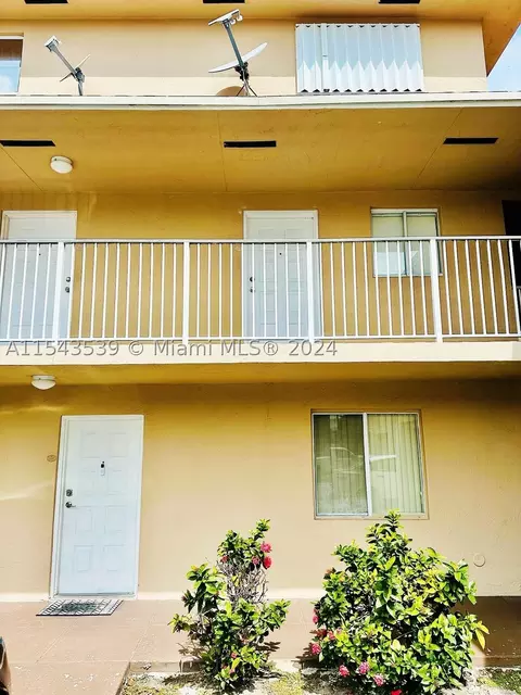 3011 W 76th St #A-211, Hialeah, FL 33018
