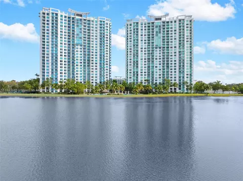 2681 N Flamingo Rd #1407S, Sunrise, FL 33323