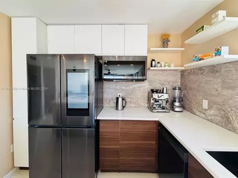 4000 NE 170th St #400, North Miami Beach, FL 33160