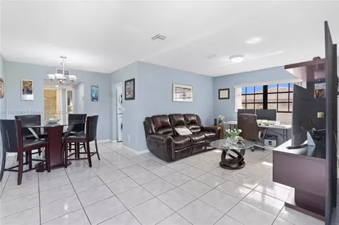 13953 SW 46th Ter #114 D, Miami, FL 33175
