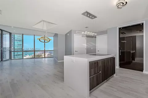 851 NE 1st Ave #4509, Miami, FL 33132