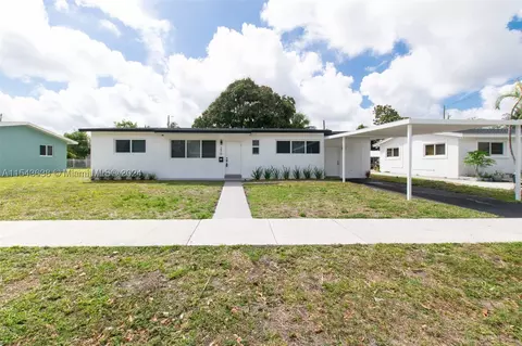270 NW 194th Ter, Miami Gardens, FL 33169