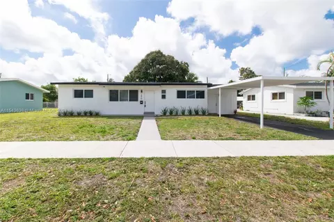 270 NW 194th Ter, Miami Gardens, FL 33169