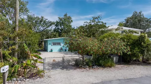 8 Jewfish Ave, Key Largo, FL 33037