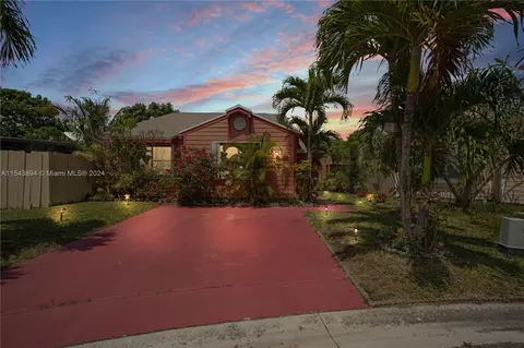 8821 SW 22nd St, Miramar, FL 33025