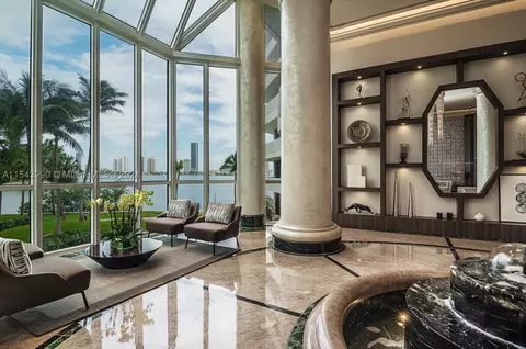 3000 Island Bl #W5, Aventura, FL 33160