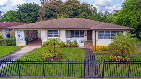 2001 NW 100th St, Miami, FL 33147