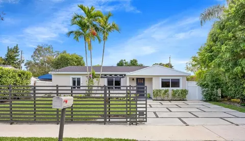 6374 SW 43rd St, Miami, FL 33155