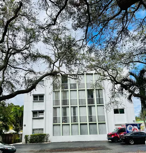 1939 Jefferson St #203, Hollywood, FL 33020
