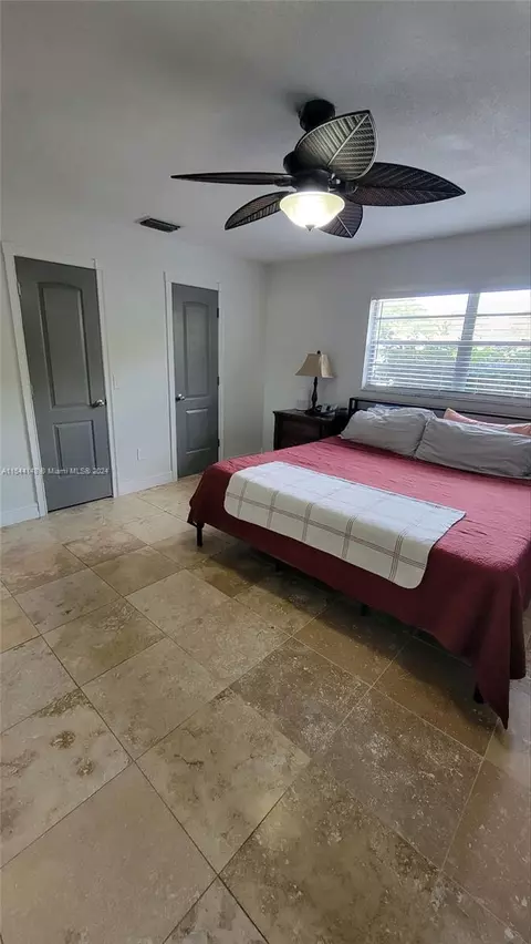 Bedroom - 108 Mitchell Dr, Brandon, FL 33511 photo 2 of 3