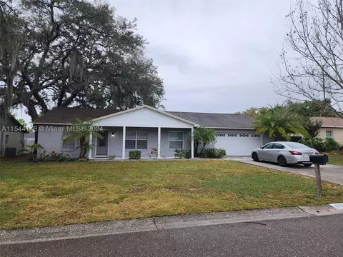 108 Mitchell Dr, Brandon, FL 33511 photo 1
