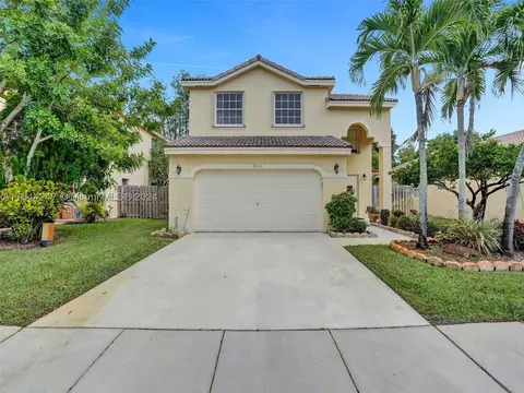 1363 SW 105th Ave, Pembroke Pines, FL 33025
