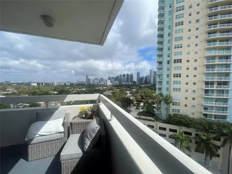 Exterior - 2501 Brickell Ave #1202, Miami, FL 33129 photo 2 of 4