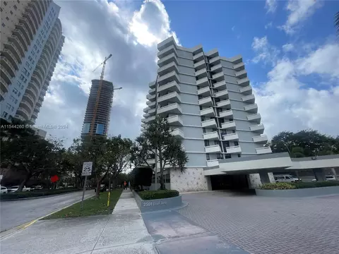 Exterior - 2501 Brickell Ave #1202, Miami, FL 33129 photo 3 of 4