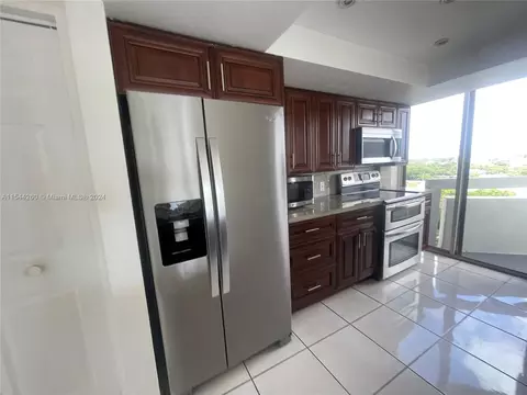 Kitchen - 2501 Brickell Ave #1202, Miami, FL 33129 photo 1 of 7