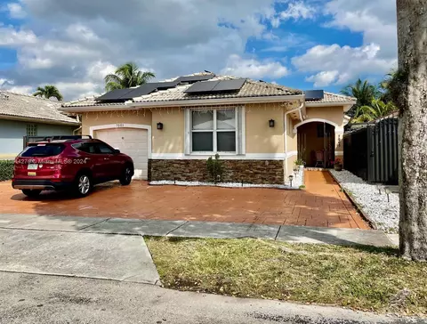 7065 SW 161st Pl, Miami, FL 33193
