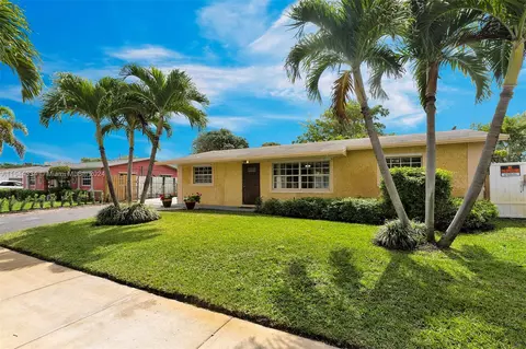 806 NE 52nd St, Pompano Beach, FL 33064