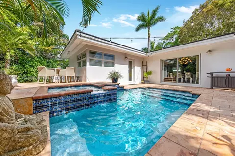 6904 Veronese St, Coral Gables, FL 33146