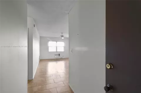 Entry Way - 1480 E Sample Rd #311, Pompano Beach, FL 33064 photo 1 of 1