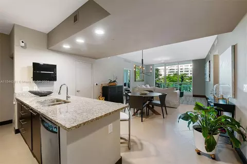 951 Brickell Ave #1106, Miami, FL 33131