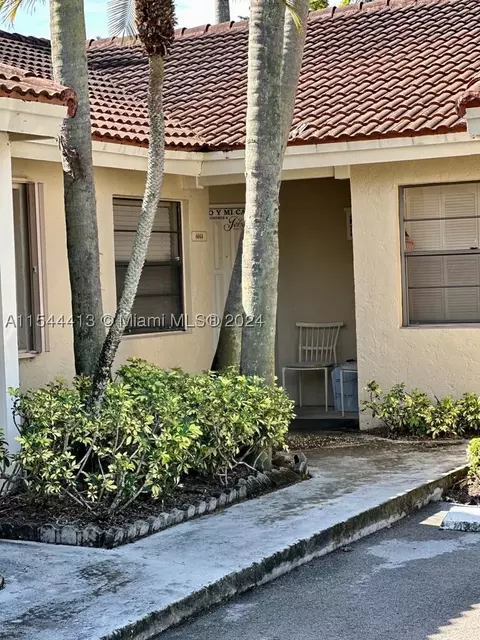 6044 NW 172nd Terr Cir #1, Hialeah, FL 33015