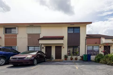 131 SW 113th Ave #102-12, Sweetwater, FL 33174