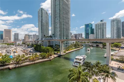 690 SW 1st Ct #2302, Miami, FL 33130