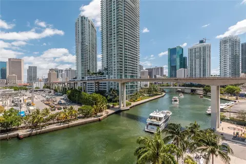 690 SW 1st Ct #2302, Miami, FL 33130