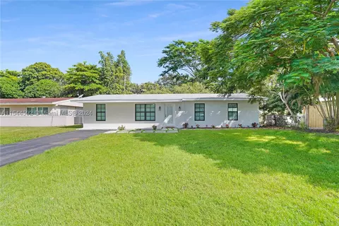 1661 SW 32nd Ct, Fort Lauderdale, FL 33315