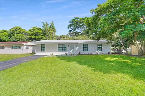 1661 SW 32nd Ct, Fort Lauderdale, FL 33315