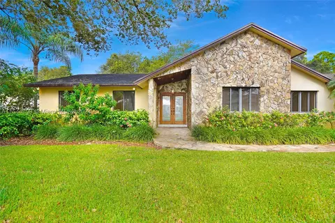 26502 SW 173rd Pl, Homestead, FL 33031