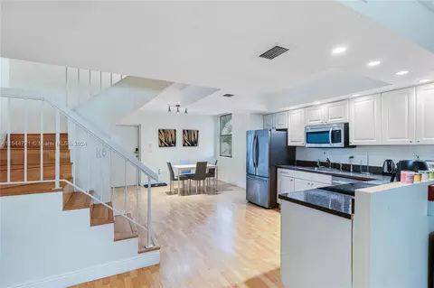 20341 NE 30th Ave #117-6, Aventura, FL 33180