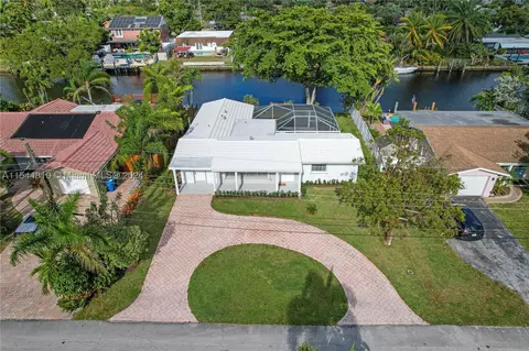 1861 NW 36th St, Oakland Park, FL 33309