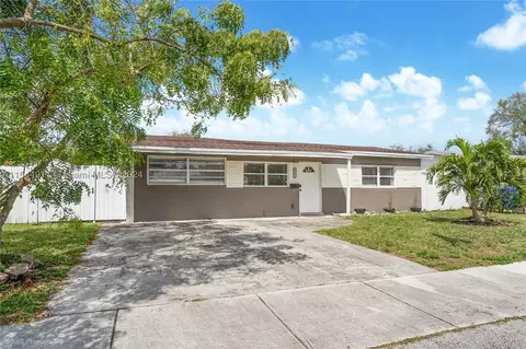 6651 Greene St, Hollywood, FL 33024