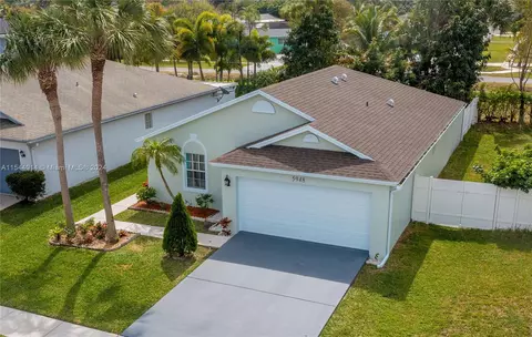 5948 Azalea Cir, West Palm Beach, FL 33415