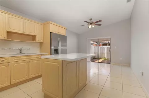 7500 W 29th Ave, Hialeah, FL 33018 photo 6