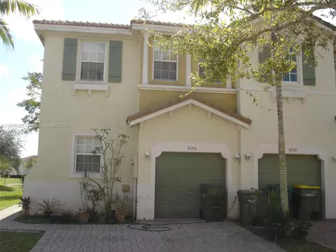 2136 NE 6th St, Homestead, FL 33033