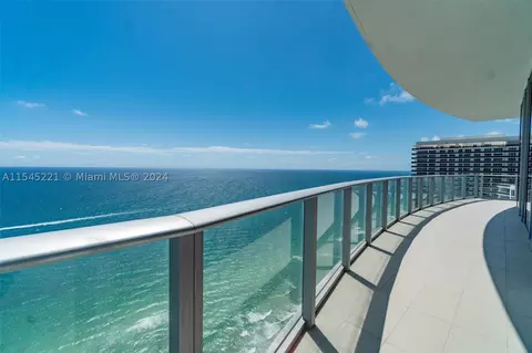 4111 S Ocean Dr #UPH1, Hollywood, FL 33019