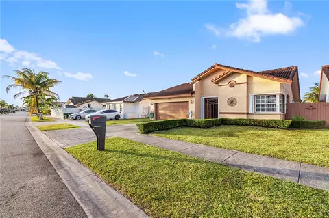 15037 SW 63rd St, Miami, FL 33193