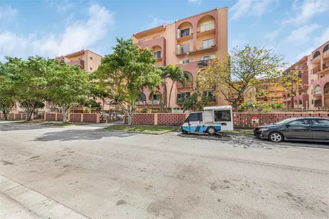 View/Area - 440 E 23rd St #1209, Hialeah, FL 33013 photo 3 of 6