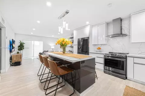 Kitchen - 440 E 23rd St #1209, Hialeah, FL 33013 photo 3 of 5