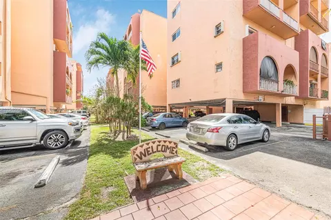 Exterior - 440 E 23rd St #1209, Hialeah, FL 33013 photo 1 of 3