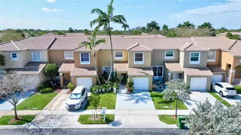 1370 NW 154th Ave #1370, Pembroke Pines, FL 33028