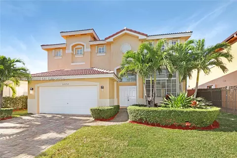 22752 SW 103rd Ct, Cutler Bay, FL 33190