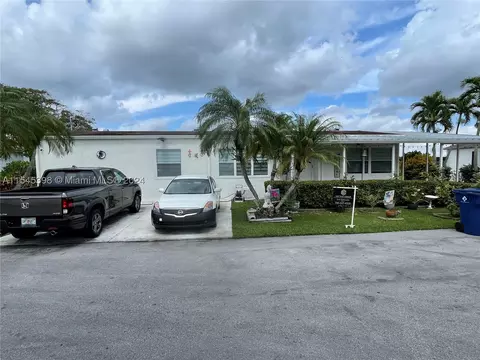 19800 SW 180th Ave UNIT 333, Miami, FL 33187