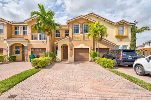 988 NW 99th Ct #988, Miami, FL 33172