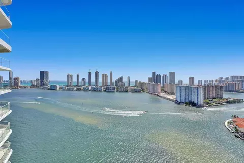 2800 Island Blvd #2901, Aventura, FL 33160